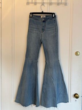 Free People / We The Free Just Float On Flare Jeans